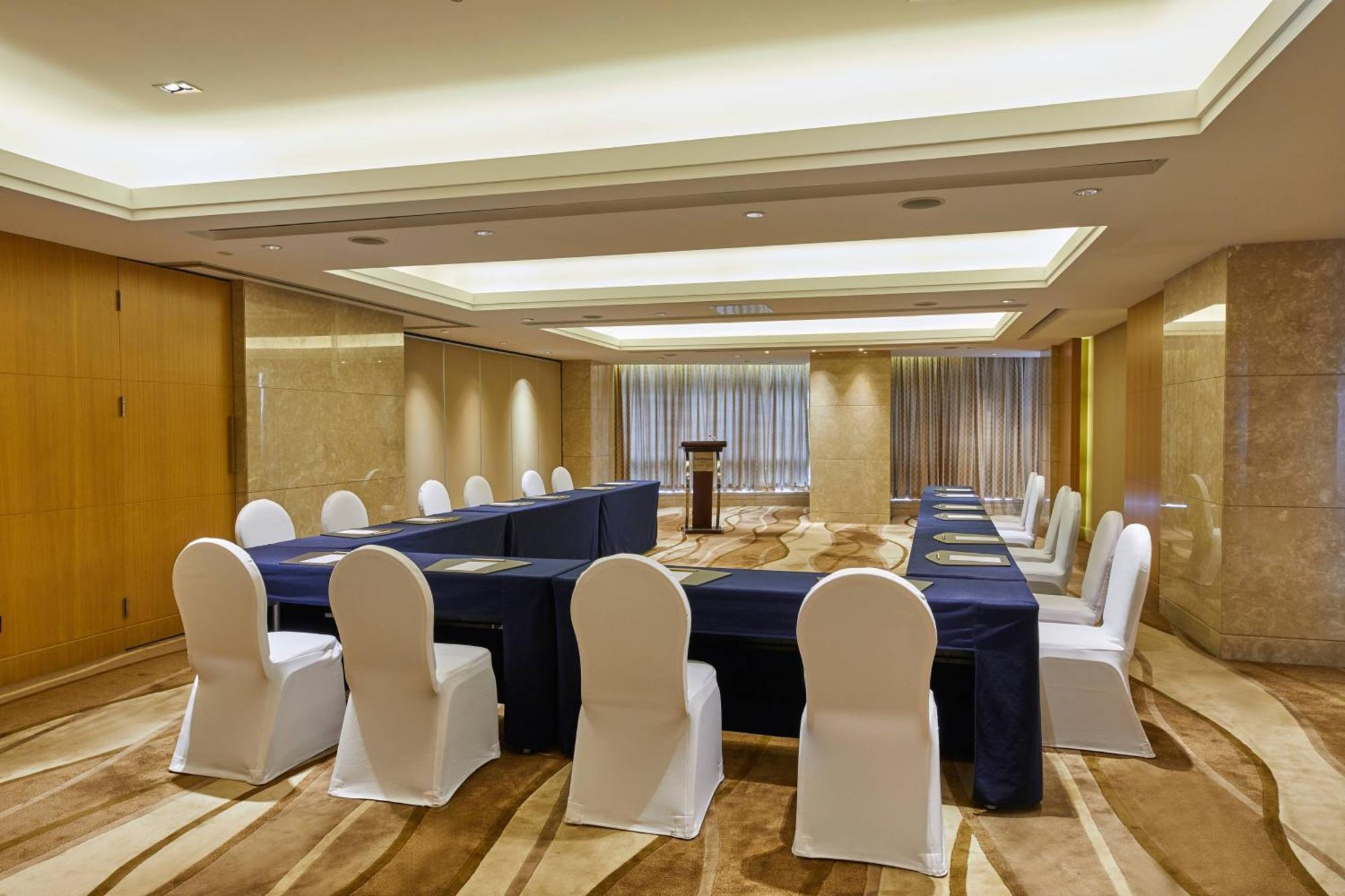 The Westin Nanjing Xuanwu Lake Экстерьер фото