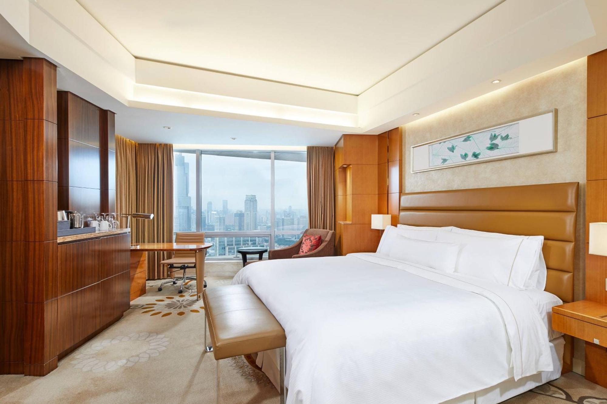 The Westin Nanjing Xuanwu Lake Экстерьер фото