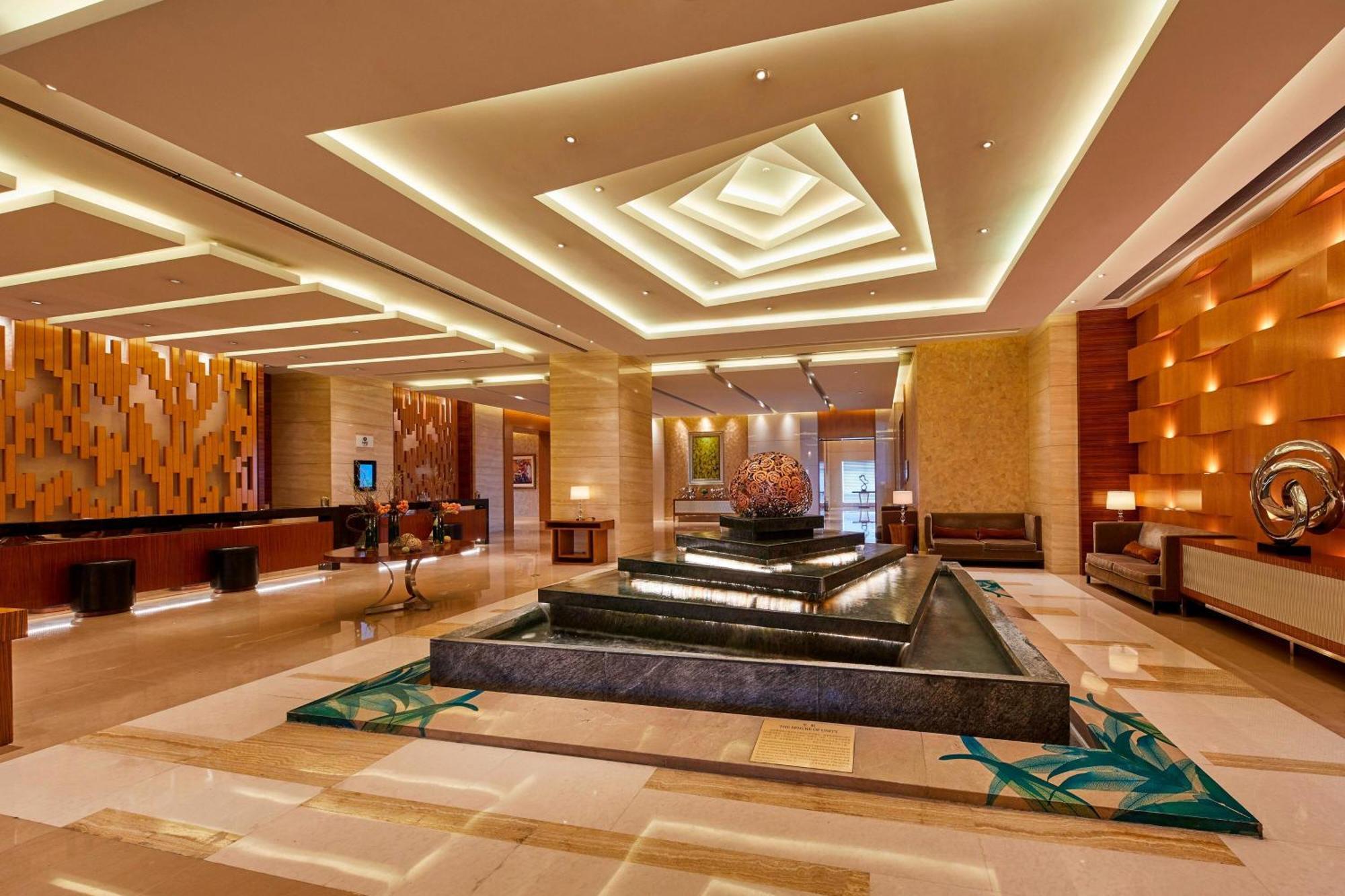 The Westin Nanjing Xuanwu Lake Экстерьер фото