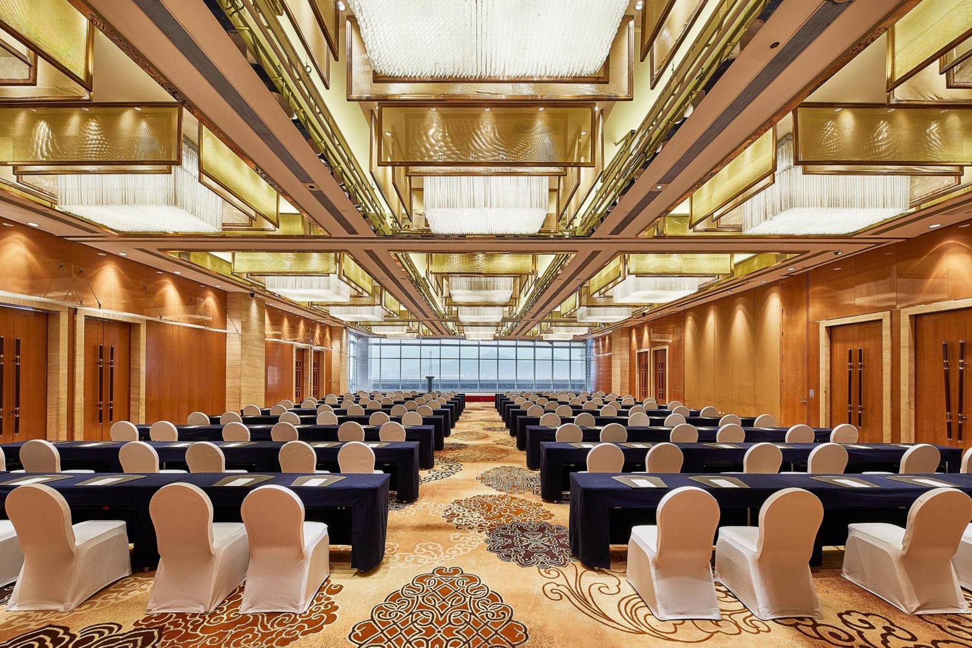 The Westin Nanjing Xuanwu Lake Экстерьер фото