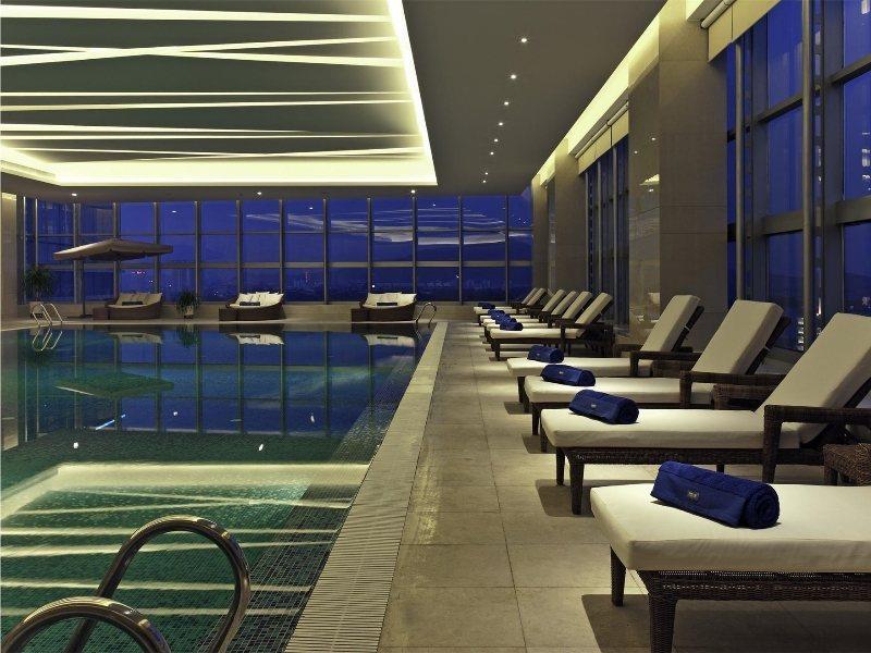 The Westin Nanjing Xuanwu Lake Экстерьер фото