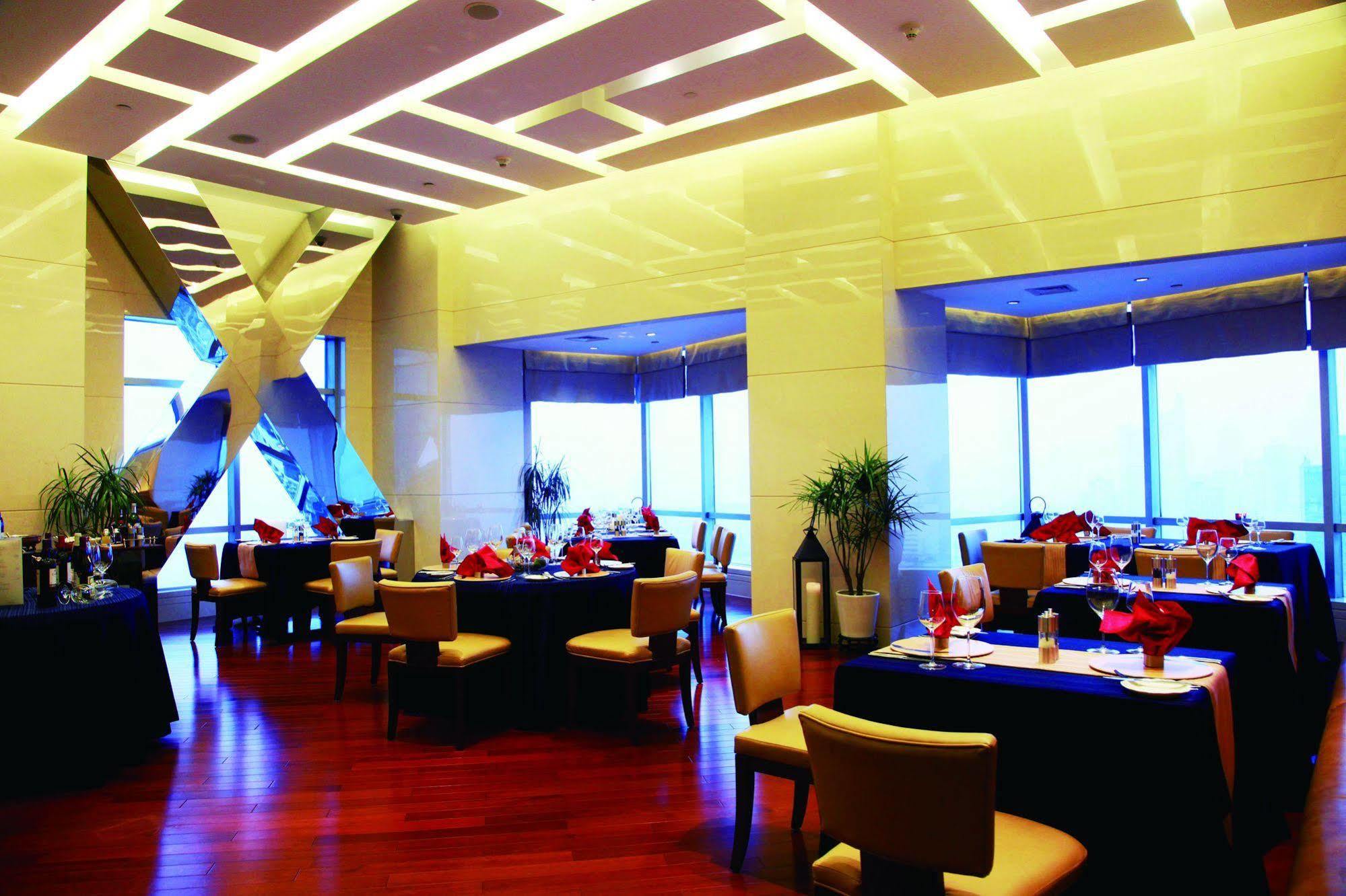 The Westin Nanjing Xuanwu Lake Экстерьер фото