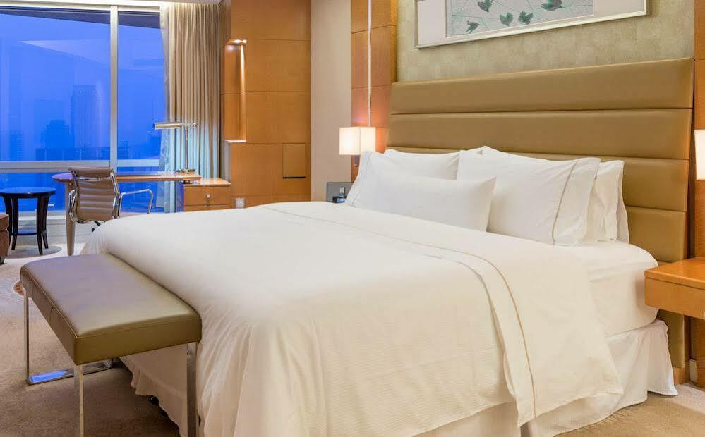 The Westin Nanjing Xuanwu Lake Экстерьер фото